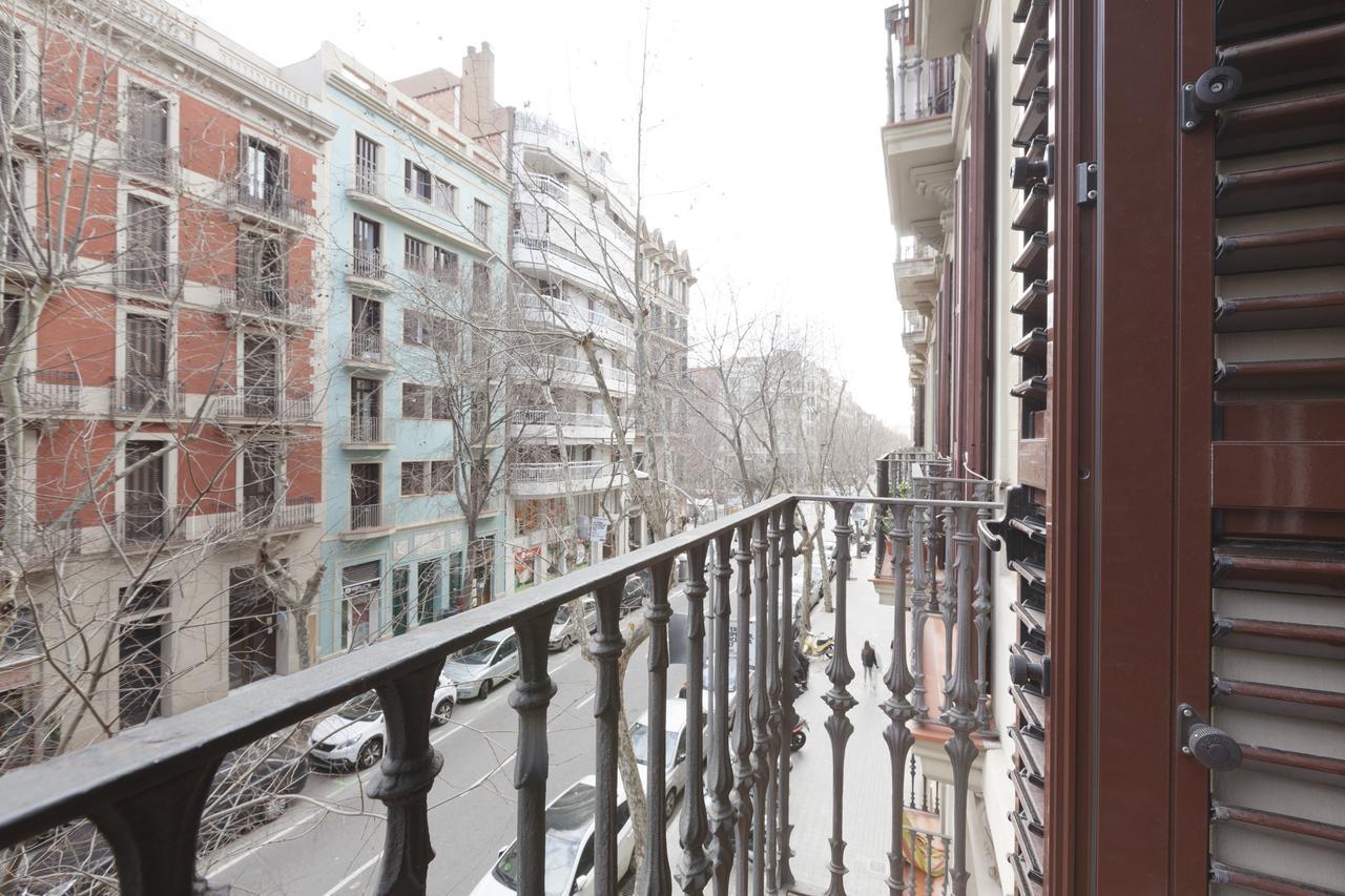 Akira Flats Roger De Flor Chic Apartment, Barcelona